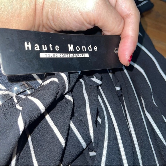 BNWT Haute Monde Off Shoulder Wide Leg Jumpsuit Sz M - Picture 5 of 6